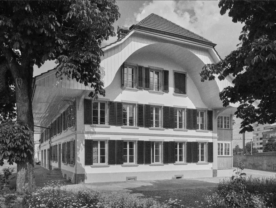 063_Neuhaus_Thun_sw